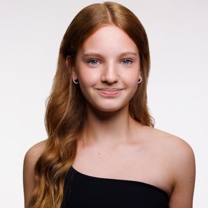 Meet your Posher, Avery